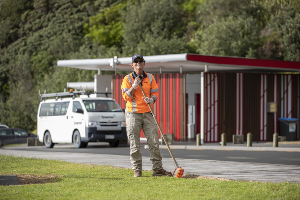 Partnering with mana whenua to care for Kaipara’s green spaces Partnering with mana whenua to care for Kaipara’s green spaces